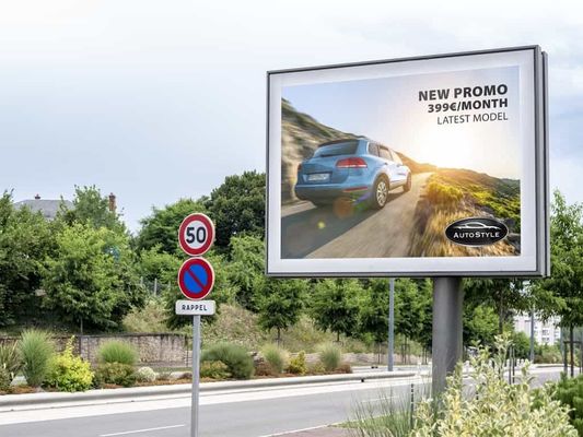 Commercial P5 SMD1921 Outdoor LED Advertising Screen Novastar Cards